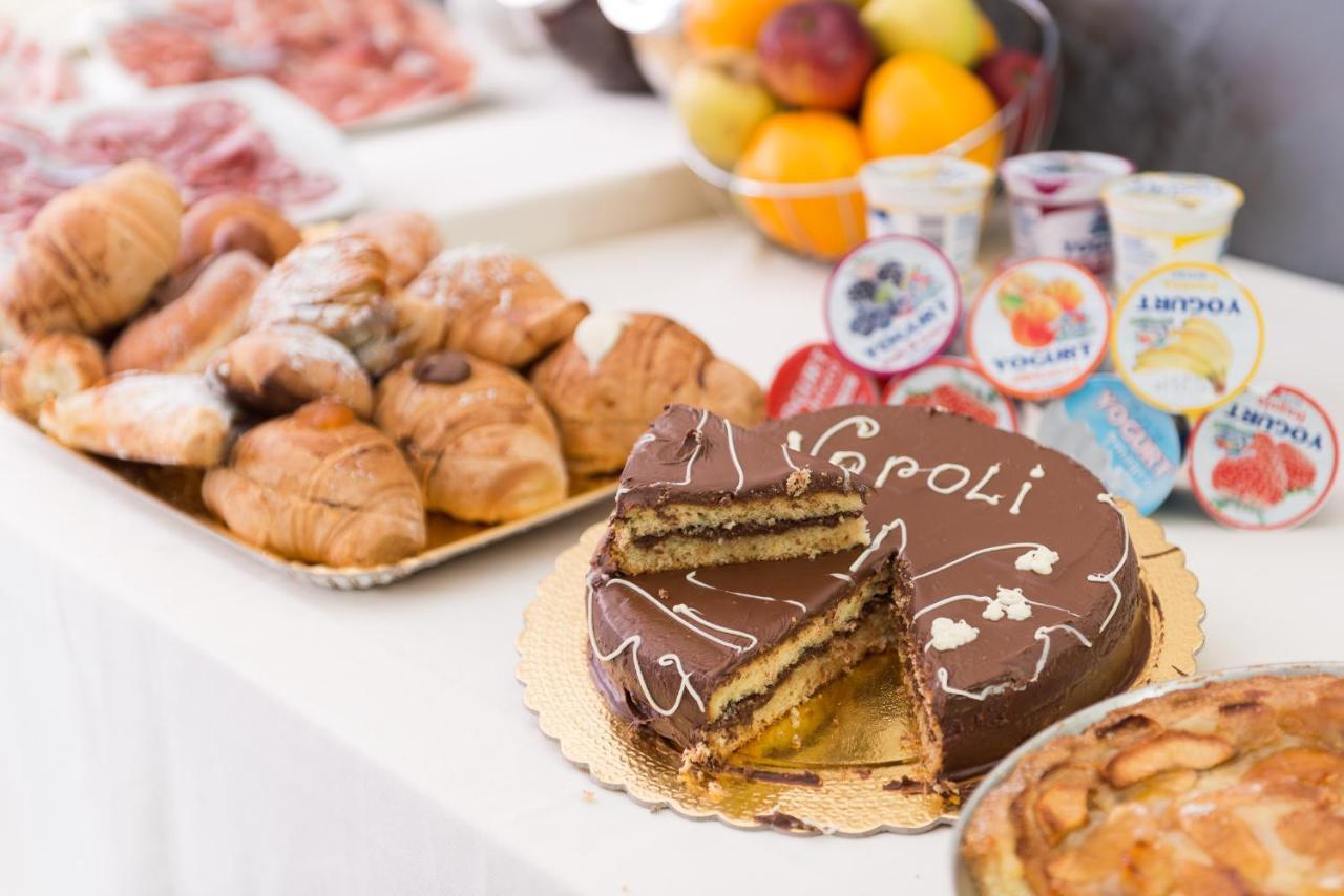 ホテル Napoli'S Gold エクステリア 写真